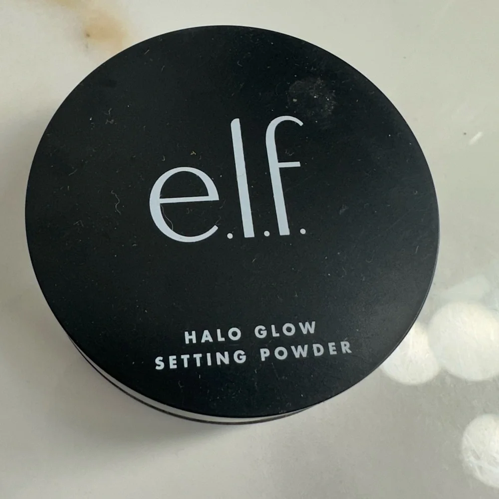 ELF Halo Glow Setting Powder - Medium